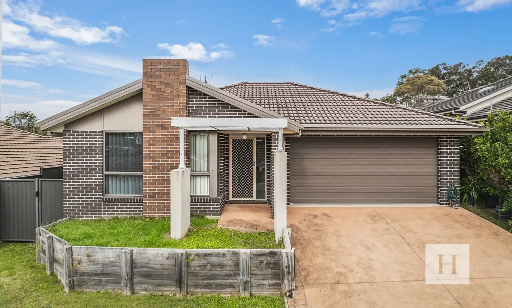 Wadalba 4 Slaapkamer Looking for a low-maintenance home in a convenient family-friendly location?
