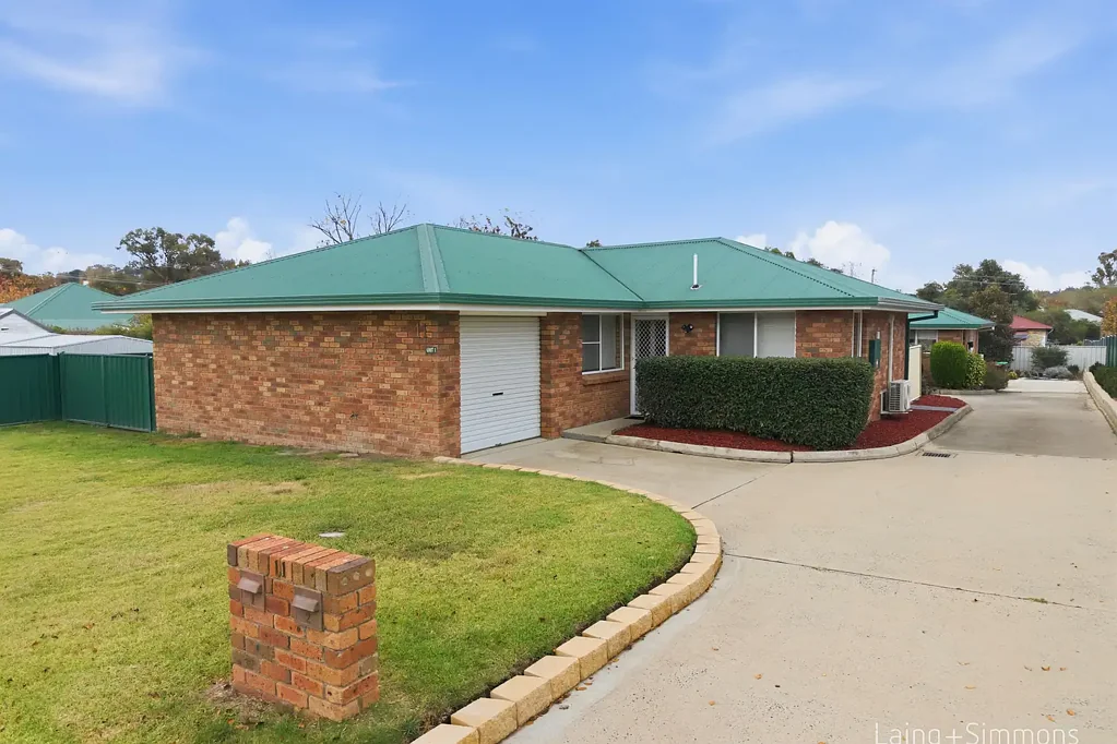 1/11 Holloway Street, Armidale, NSW 2350