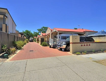 4/54 Loton Avenue, Midland, WA 6056, 3房, 2浴, House