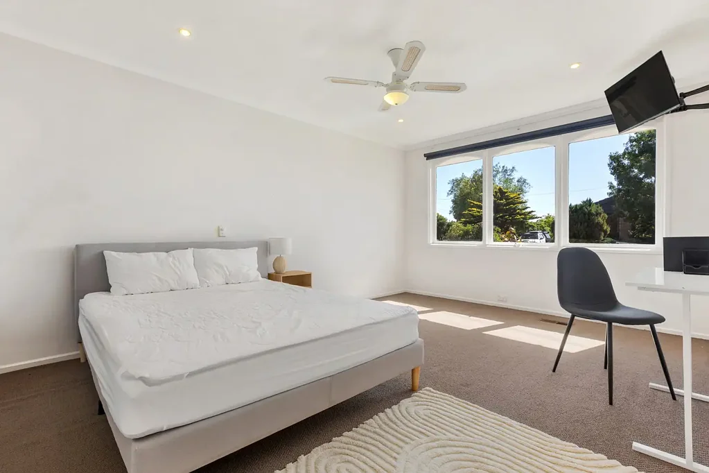 A selection of rooms available in this renovated rooming house!! UTILITIES AND WI-FI INCLUDED IN RENT!