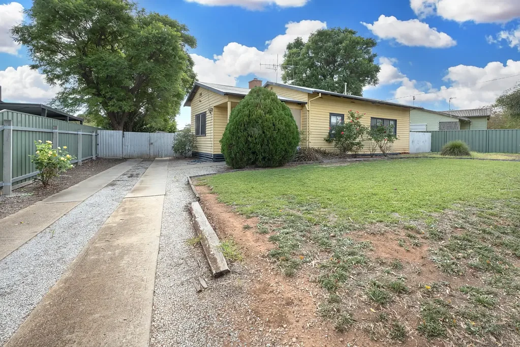 28 Boys Street, Swan Hill, VIC 3585
