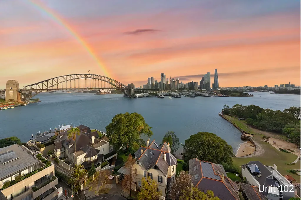 102/2-4 East Crescent Street, Mcmahons Point, NSW 2060