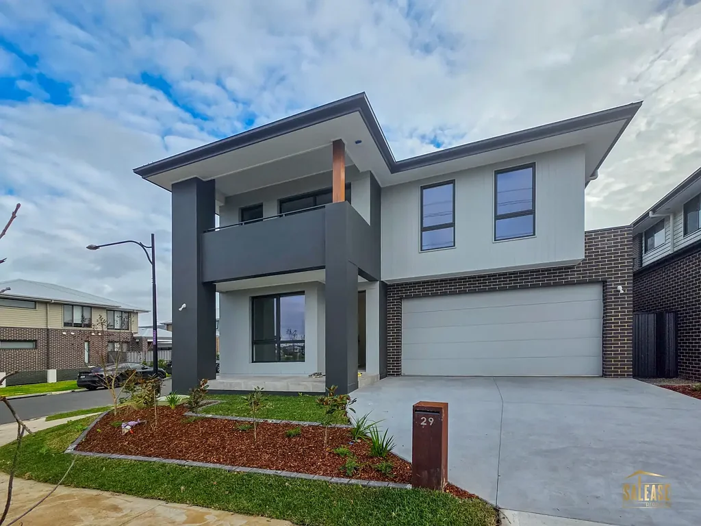 BRAND NEW HOUSE - Architectural Elegance Meets Exceptional Family Living