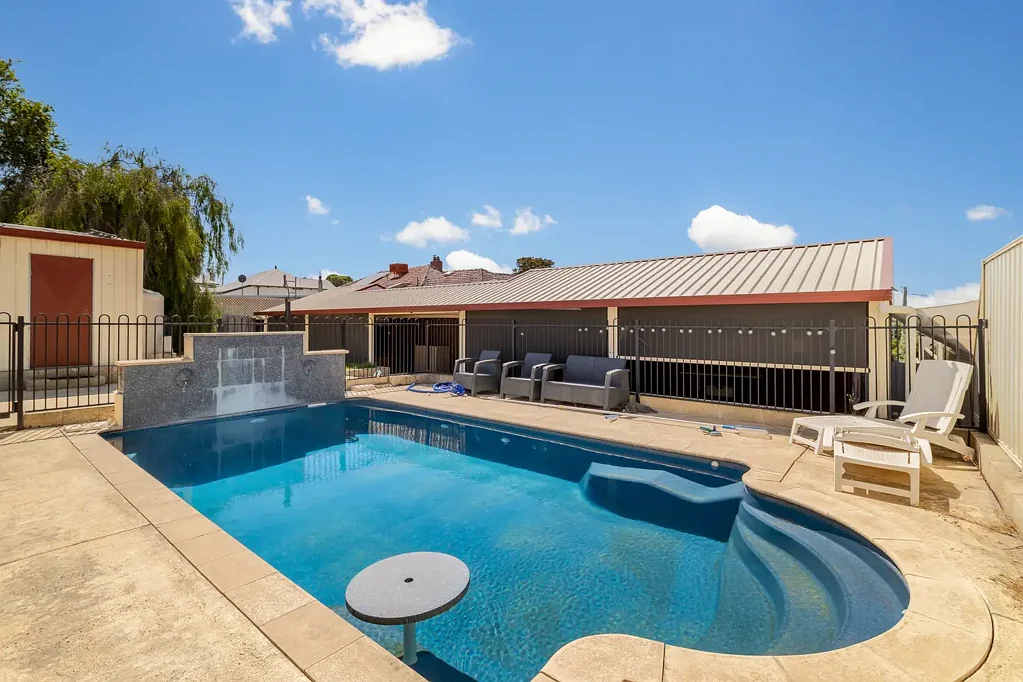 31 Bucktin Street, Collie, WA 6225