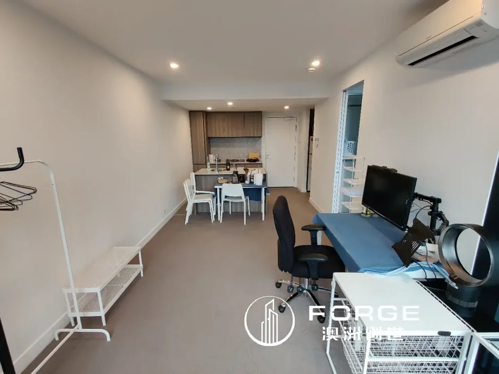 1 Bedroom 1 Bathroom, Swanston Central Apartment.