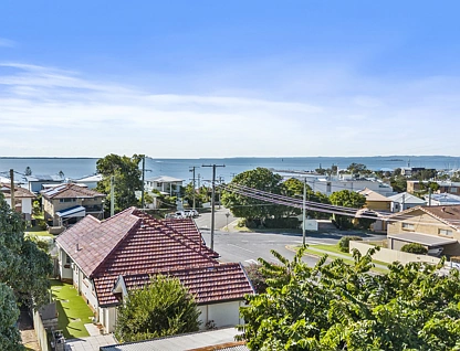 128 & 130 Kingsley Terrace, Manly, Brisbane - Eastern Region, 3 Bedrooms, 1 Bathrooms, House