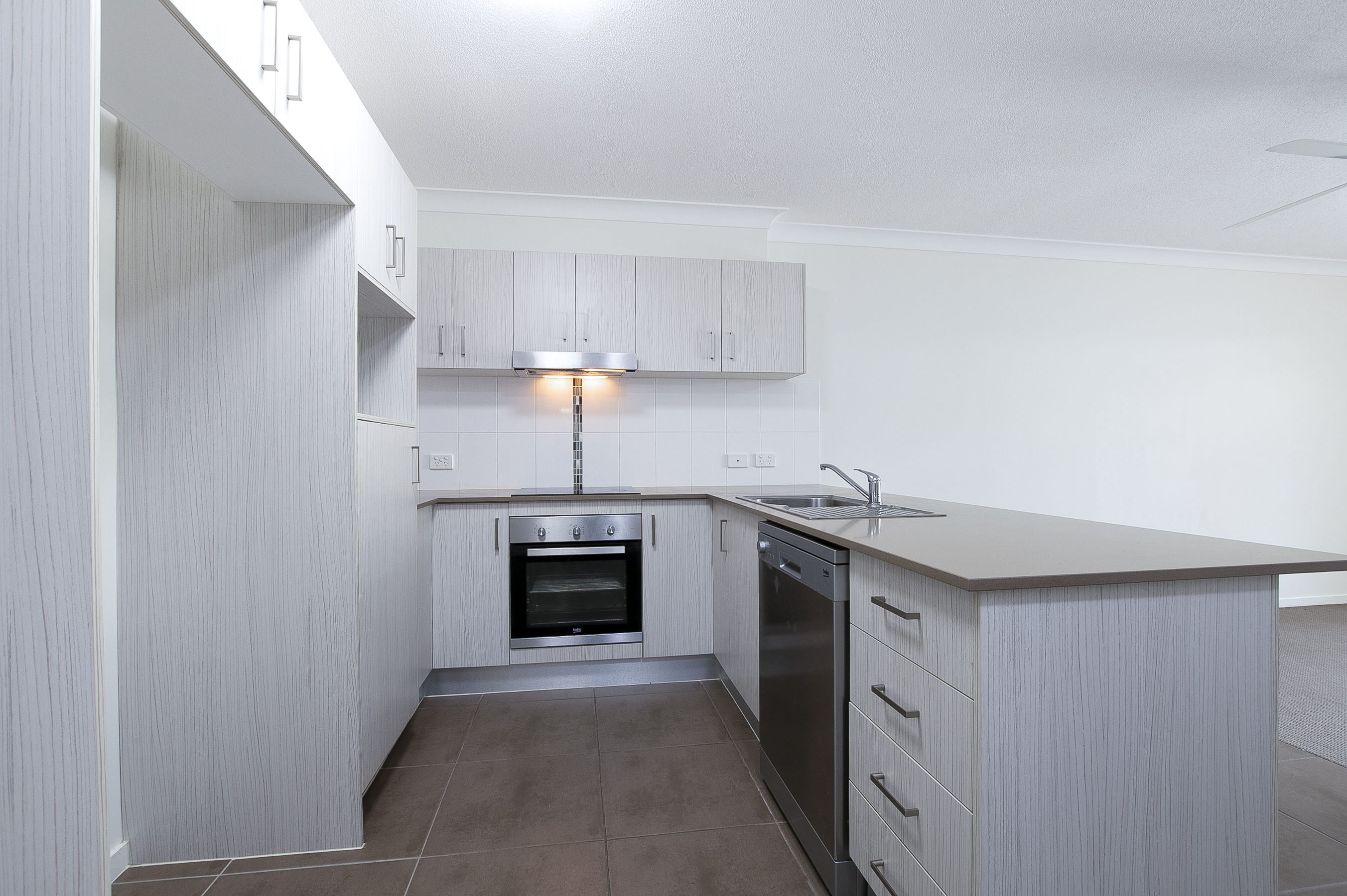 ACACIA WATERS UNIT 94 155-163 FRYAR RD, EAGLEBY QLD 4207, 0 Bedrooms, 0 Bathrooms, Unit