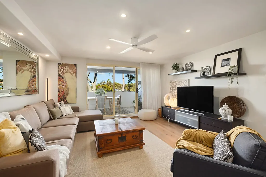 Balgowlah 2房 村庄后的宁静居所 Entry is via Hurstwaite Lane at the rear of the building