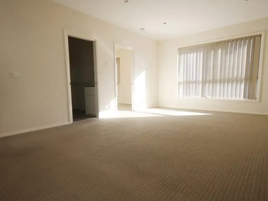 CENTRALLY LOCATED ONE BEDROOM APARTMENT IN GUNGHALiN