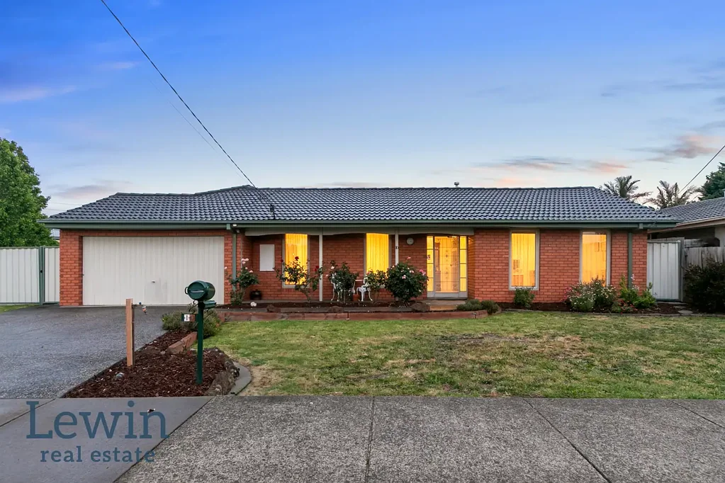 10 Snowdon Drive, Cheltenham, VIC 3192