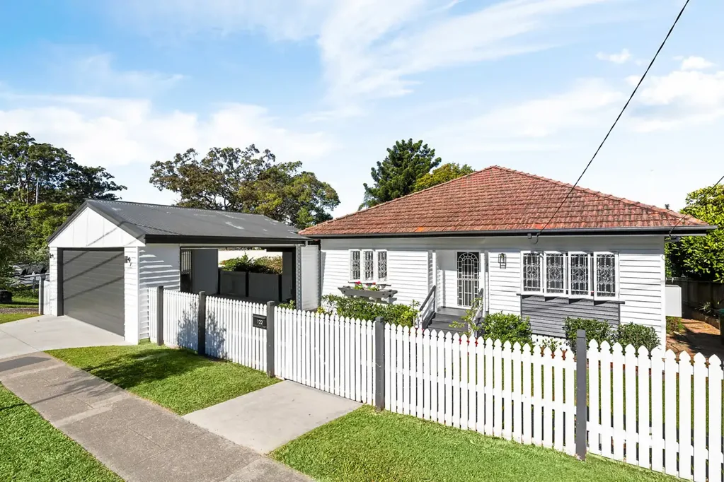 122 Kadumba Street, Yeronga, QLD 4104