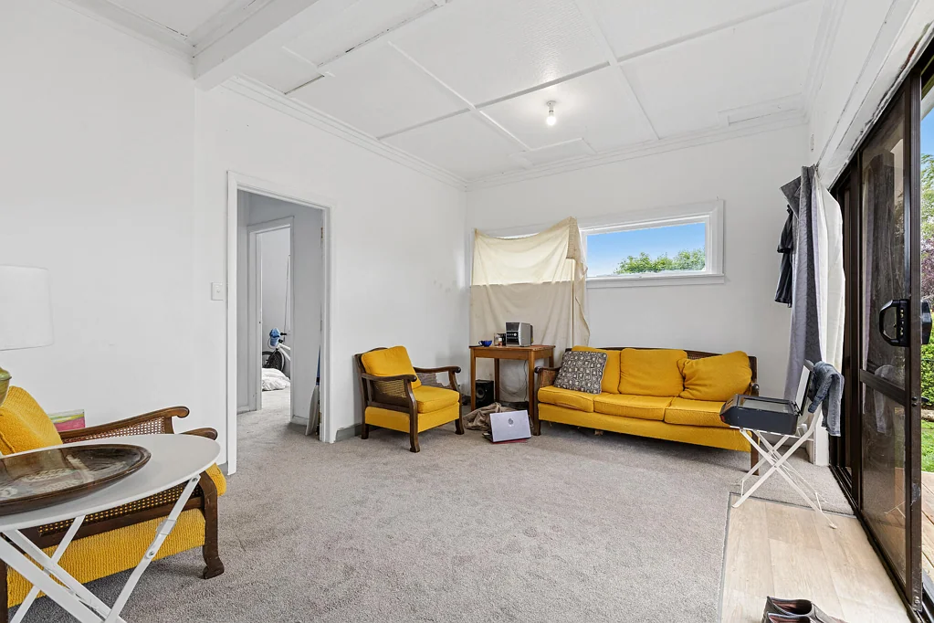 Putaruru 2房  Handy location, private and affordable.
