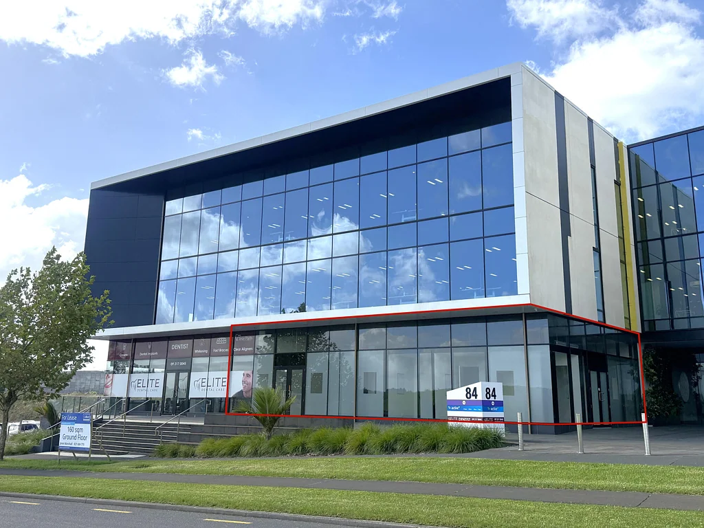 Albany  Professional ground floor, road front tenancy