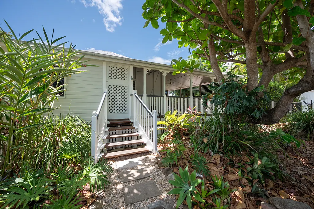 52 Price Street, Belgian Gardens, QLD 4810