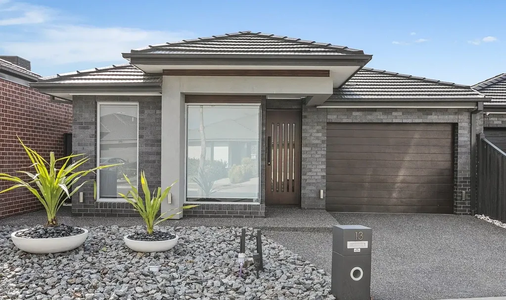 LUXE AND SOPHISTICATION - 3 BEDROOMS