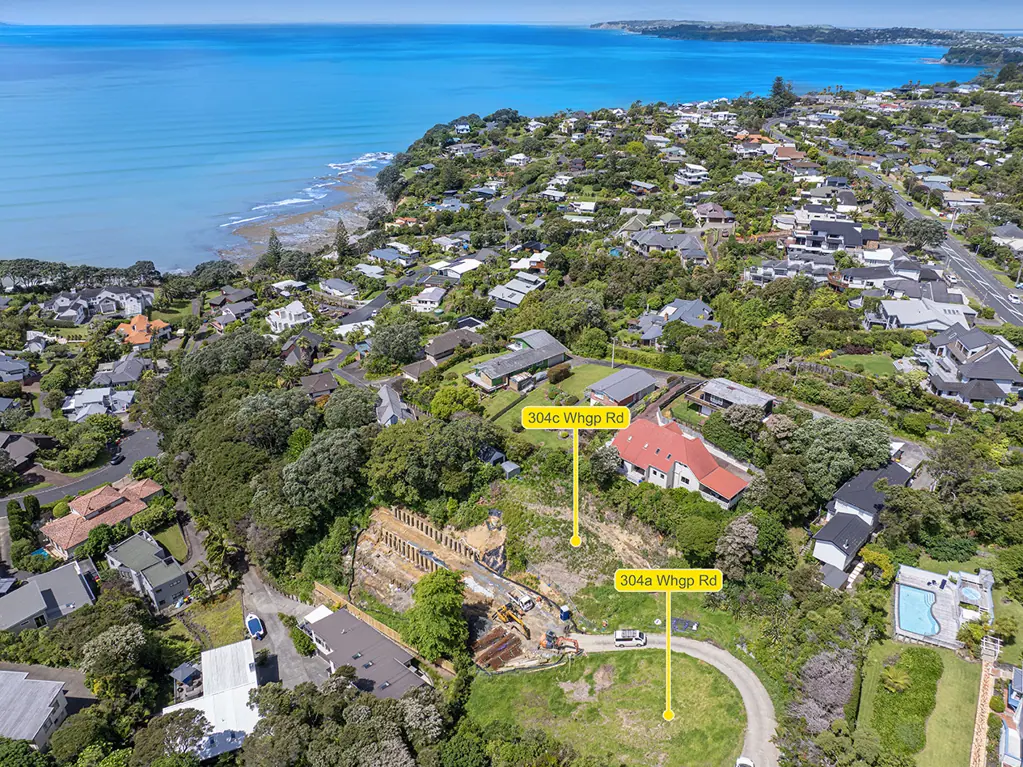 Stanmore Bay Elevated 730m2 Section With Sea Views