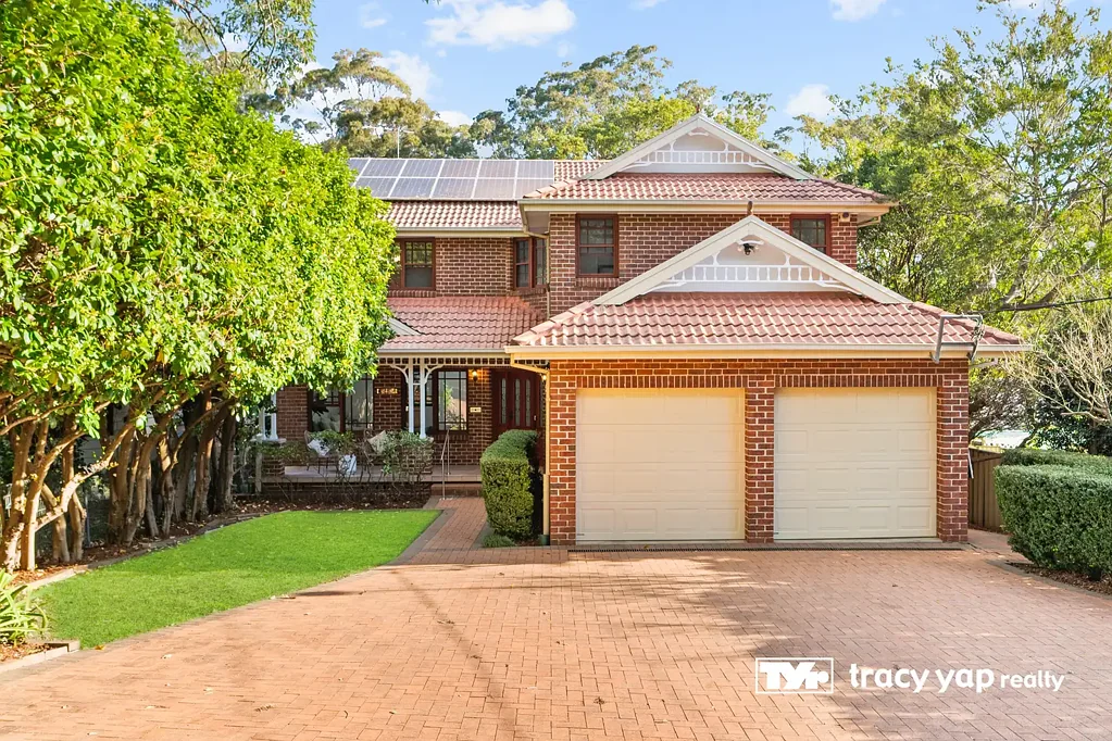 Eastwood 5房 宏伟家庭庄园，占地 1,475 平方米 | 距 Eastwood Station 约 600 米 | LMR 分区 Grand Family Estate on 1,475sqm | Approx. 600m to Eastwood Station | LMR Zoned