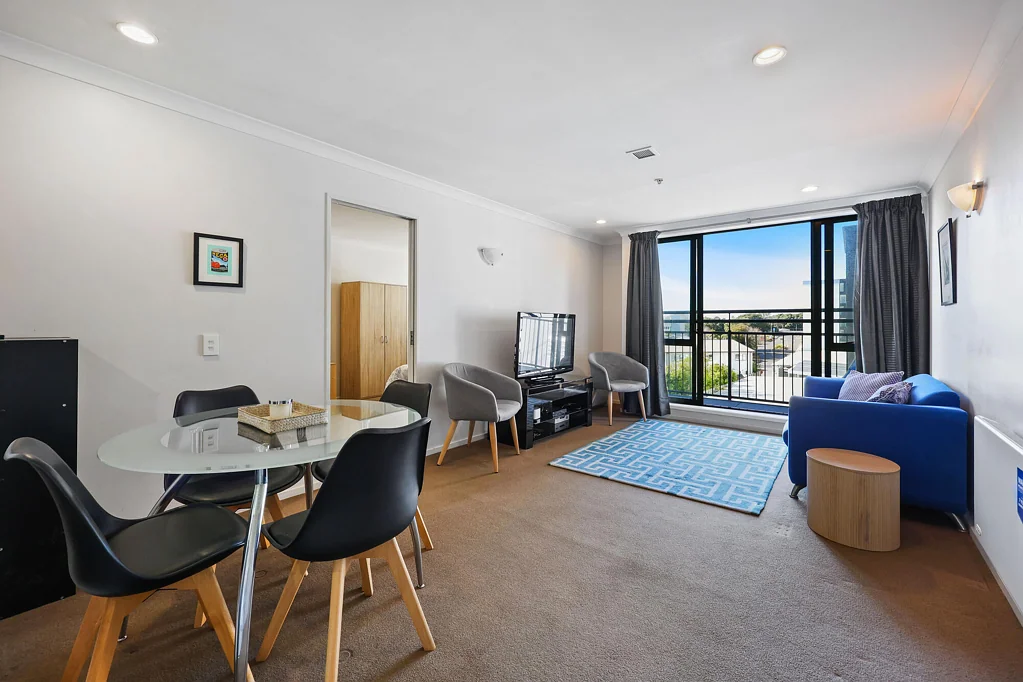 Eden Terrace 1Moenga CONVENIENT, SPACIOUS & SERIOUSLY FOR SALE