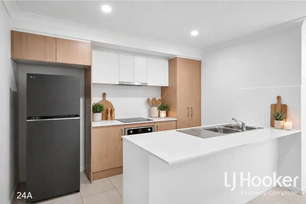24 Hastings Street, Park Ridge, QLD 4125