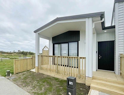 16 Kaapehu Street, Drury, Papakura, 2 ਕਮਰੇ, 1 ਬਾਥਰੂਮ, House