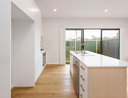 9/27-29 Point Cook Road, Altona Meadows, South West Melbourne, 2 Kuwarto, 2 Banyo, Townhouse