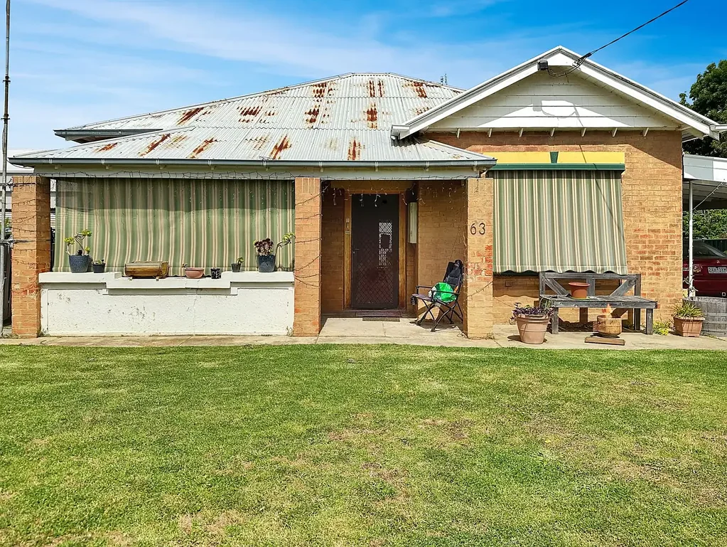 Dunolly 3ਬੈੱਡਰੂਮ CLASSIC CHARM WITH SPACE AND CENTRAL CONVENIENCE!