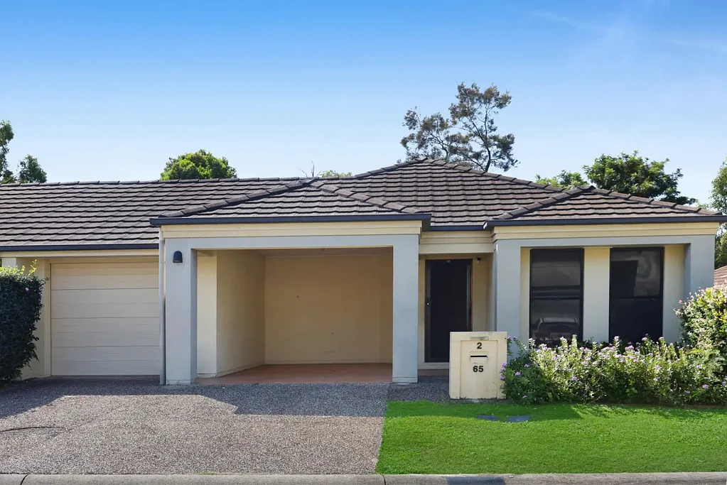 2/65 Riverwood Drive, Ashmore, QLD 4214
