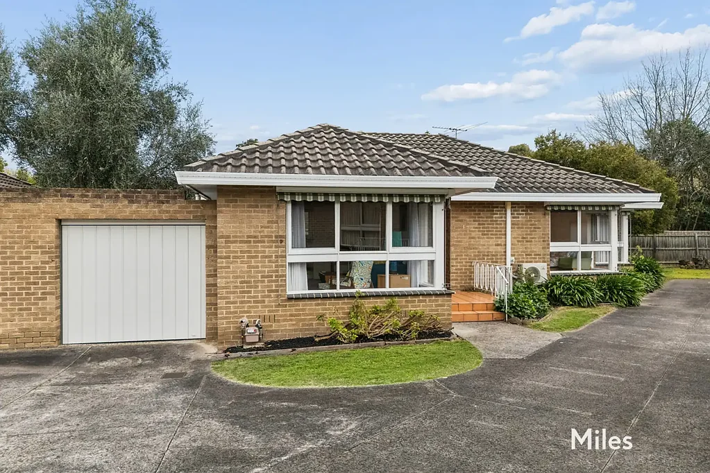 Rosanna 3 Slaapkamer Oversized & Outstanding Single-Level Setting By The Village