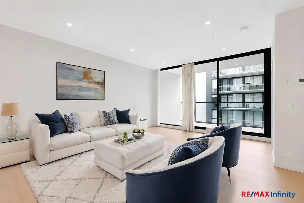 Chatswood 1房 光线充足 开放式生活 书房兼卧室 美食石材台面厨房 社区屋顶景观 步行可达Westfield Ultra Convenient & Modern Apartment Living