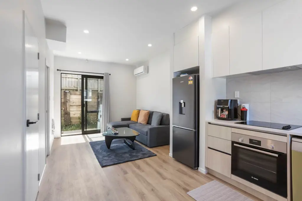 Te Atatu South 2 Bedroom Potential for 2 Bedrooms!