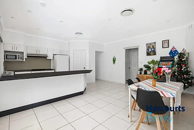 16 Austin Crescent, Constitution Hill, NSW 2145, 4房, 2浴, House