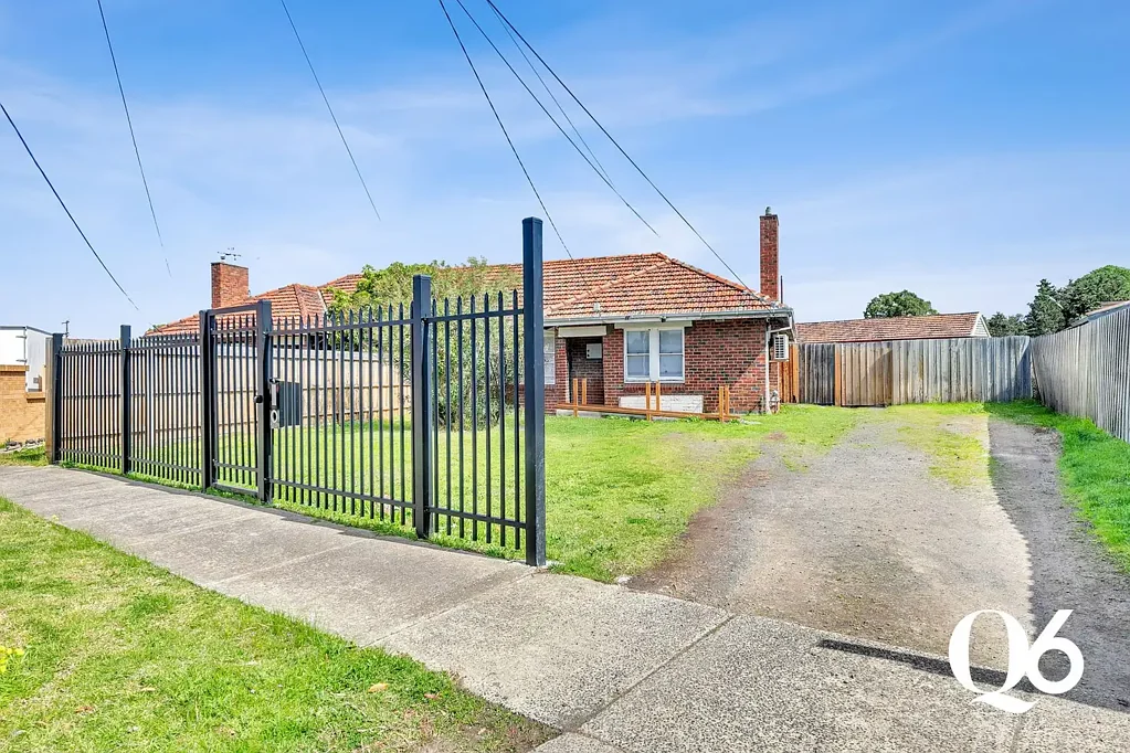 4 Ravenhall Street, Braybrook, VIC 3019