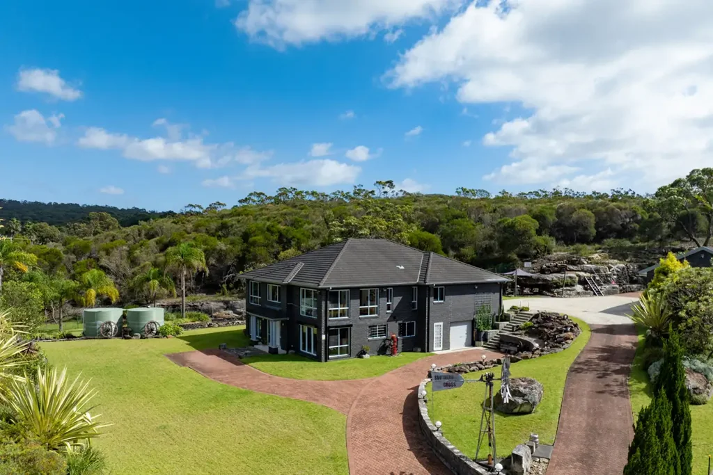 Ingleside 4침실 Private Acreage Retreat With Exceptional Space, Versatility And Lifestyle Appeal