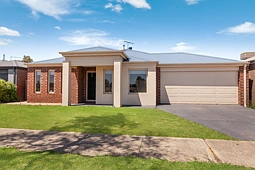 88 Royal Parade, Kilmore