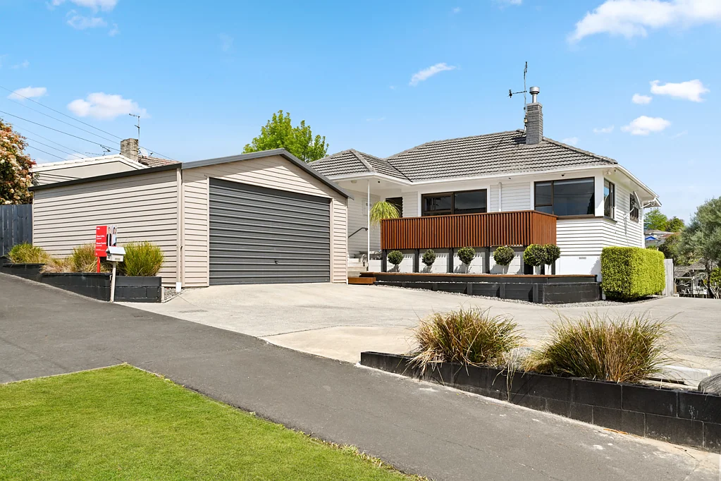35 Thomson Avenue, Dinsdale, Hamilton, Waikato
