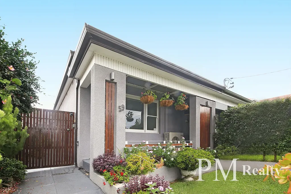 Modern Two Bedroom House in Prime Location