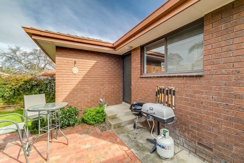 UNIT 3 13A RAILWAY RD, BLACKBURN VIC 3130, 0 Kuwarto, 0 Banyo, House