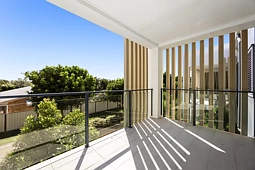 3/2A Regatta Boulevard, Wurtulla