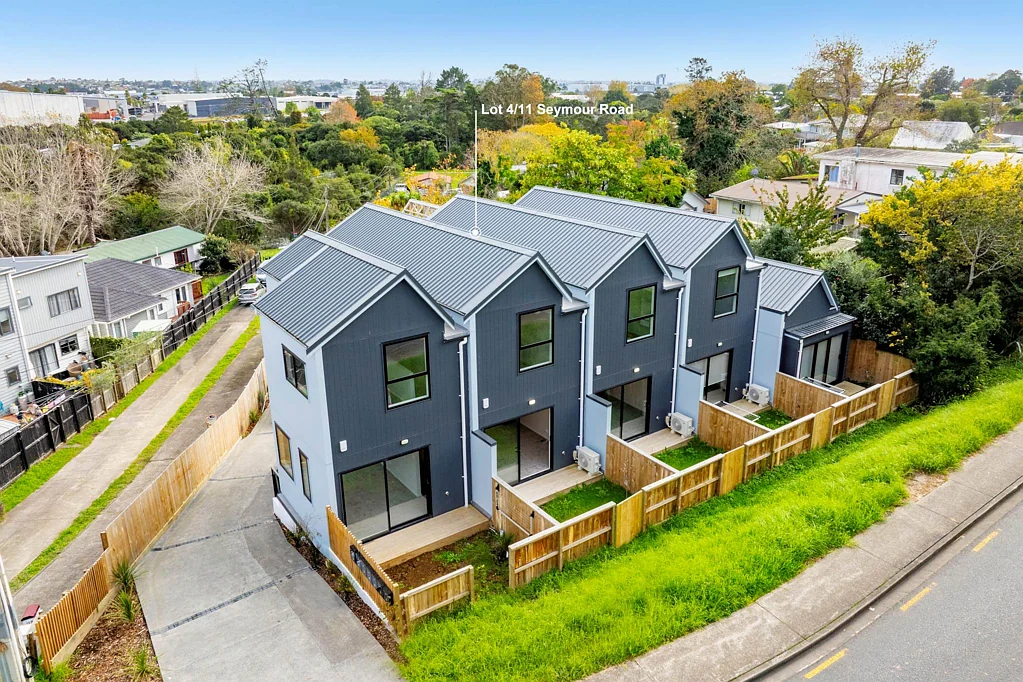 3/11 Seymour Road, Sunnyvale, Waitakere City, Auckland