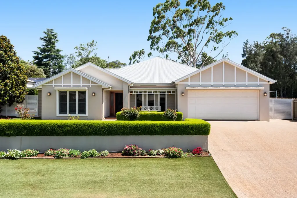 4 Colman Drive, Middle Ridge, QLD 4350