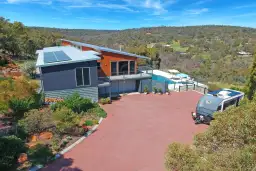 35 Rollinghills Drive, Brigadoon