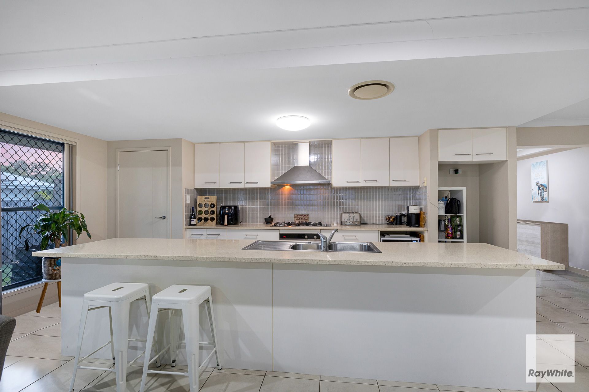 11 LOIS PL, REDLAND BAY QLD 4165, 0部屋, 0バスルーム, House