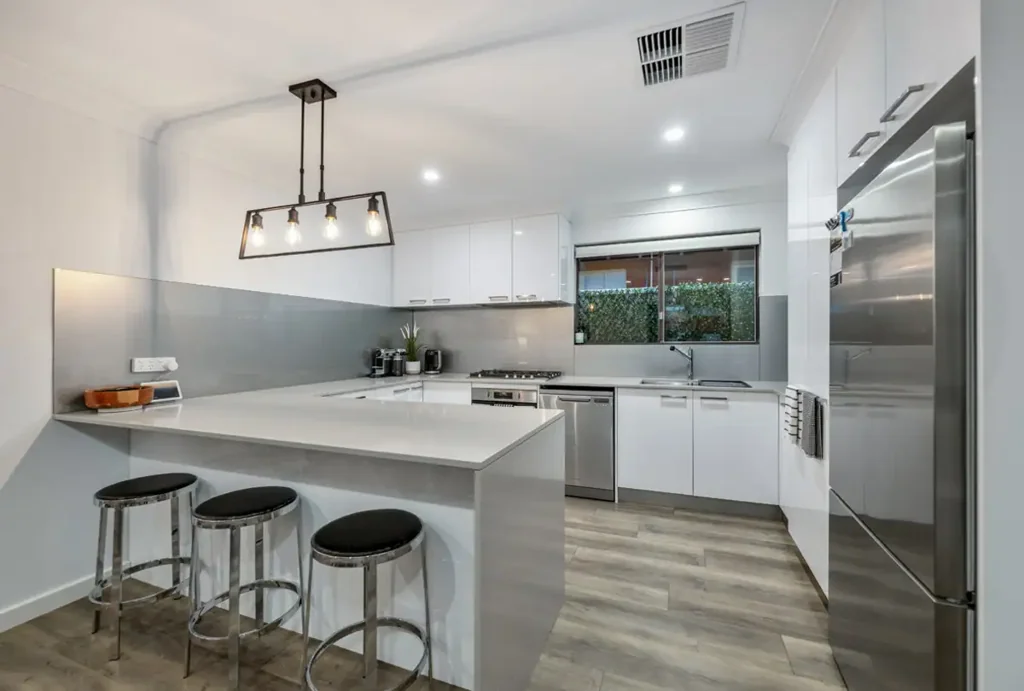 Hamersley 3 Slaapkamer Parkside Perfection, Fully Renovated & Ready to Enjoy