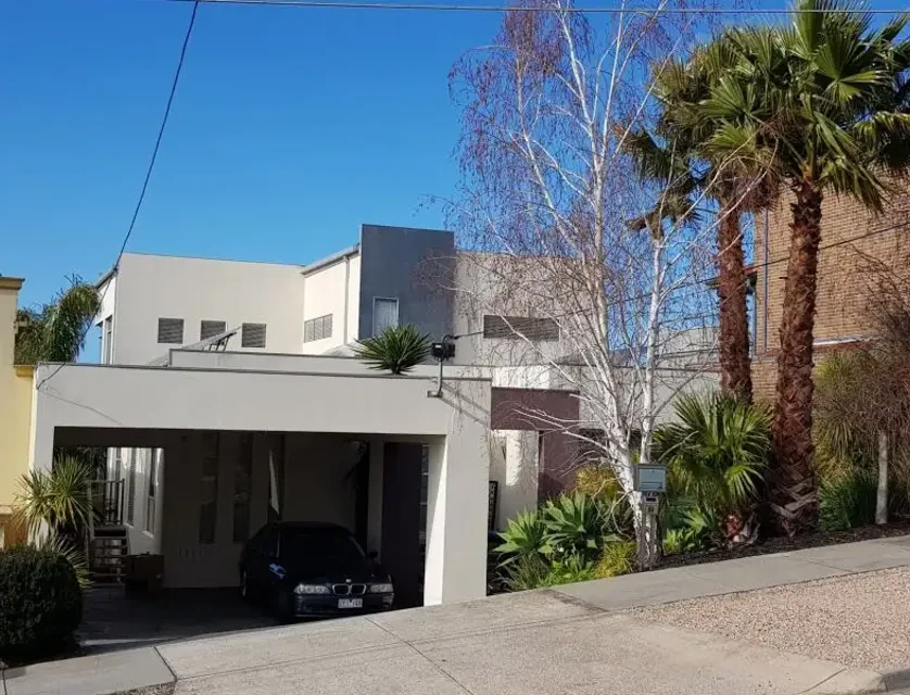 89 Riviera Road, Avondale Heights, North West Melbourne, 4 कमरे, 2 बाथरूम, House