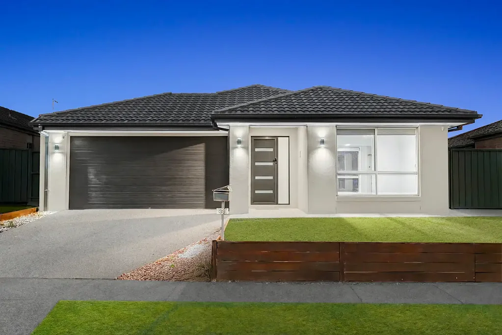 39 Amesbury Avenue, Wyndham Vale, VIC 3024
