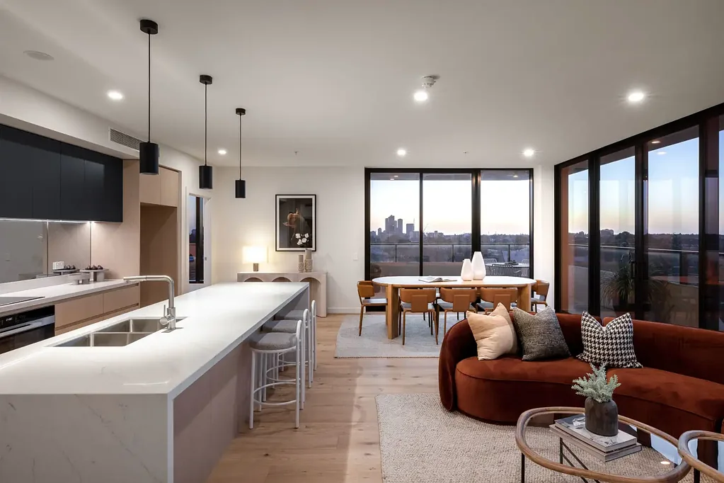 Norwood 4침실 WE INVITE YOU TO VIEW THIS BEAUTIFUL HOME THROUGHOUT THE FESTIVE SEASON, PLEASE CONTACT MARINA ORMSBY ON 0488 183 521 TO ARRANGE A PRIVATE INSPECTION