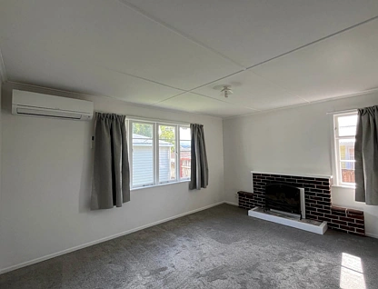 9 Valdale Road, Henderson, Waitakere City, 4房, 1浴, 整租独立别墅
