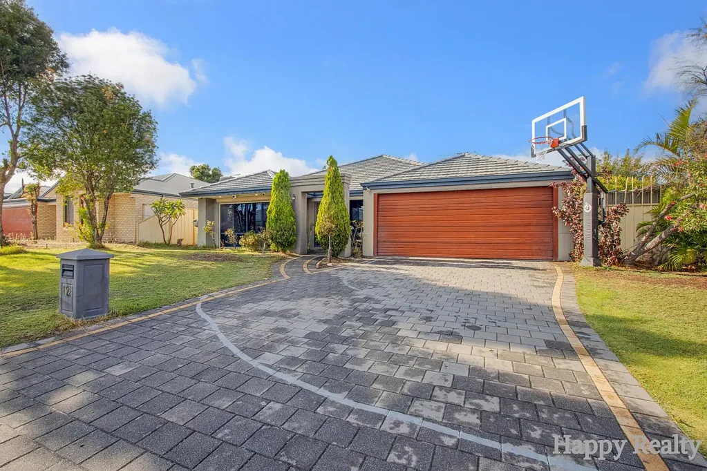 12 Excelsior Drive, Canning Vale, WA 6155