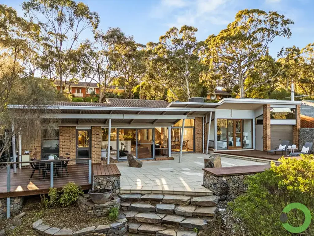 Belair 3 Slaapkamer A Truly Wonderful Place to Live - Come Home to Nature, Privacy, and Timeless Contemporary Style