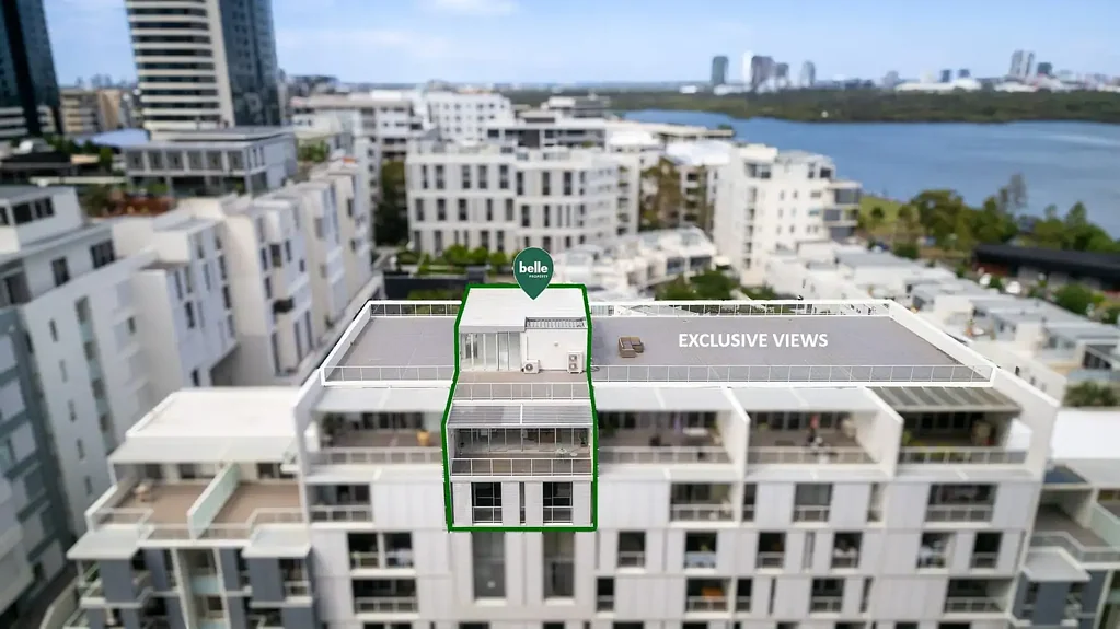 Rhodes 4房 Rhodes最大顶层公寓 800平米阔绰空间 500平米专用屋顶露台 全景水景 四卧带主套房 现代厨房 高天花板 便捷水边生活 Expansive Penthouse Living with Unmatched Outdoor Space